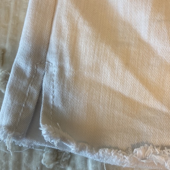 NWOT Indigo Rein white cutoff jean shorts 5 - Picture 4 of 7